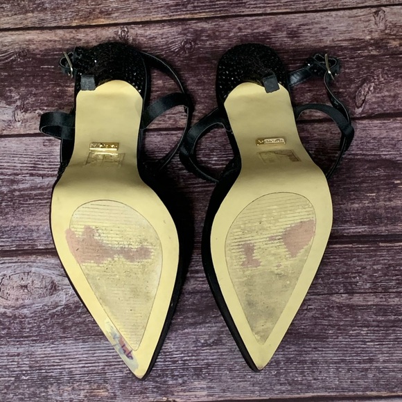 Bebe ~ Leola Pointy Toe Pump - Picture 16 of 16